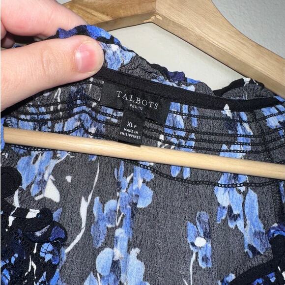 Talbots Smocked Midi Dress XL Petite Blue Floral Print Black Long Sleeve V-Neck - Picture 4 of 7